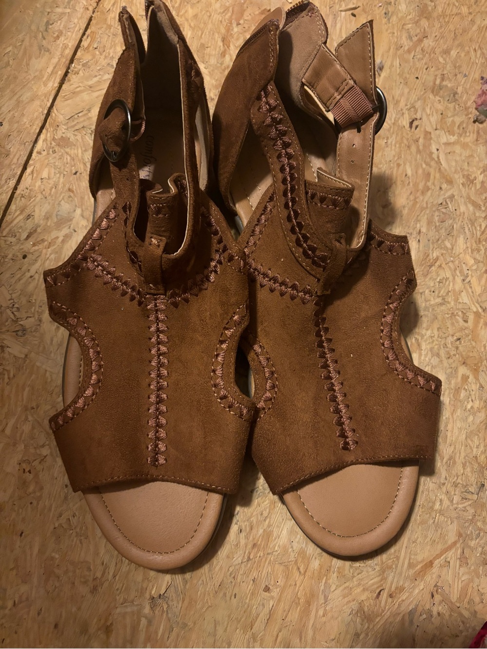 comfortview Brown Suede Open-Toe Wedge Sandals